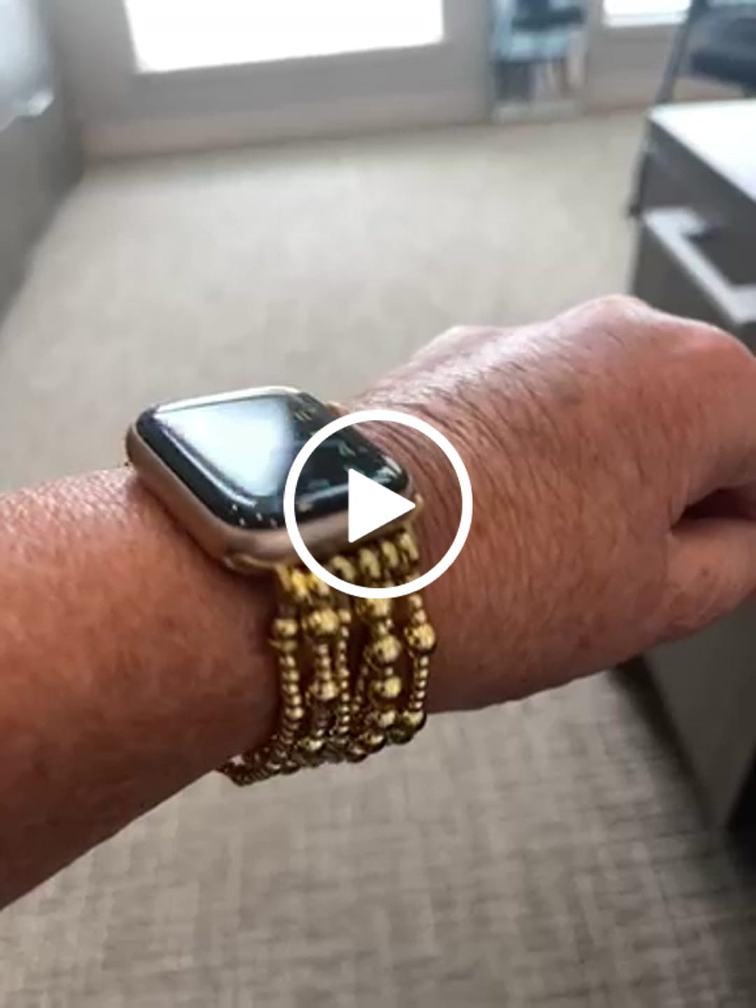 Customer video review of Golden Demure Stretch Apple Watch Strap