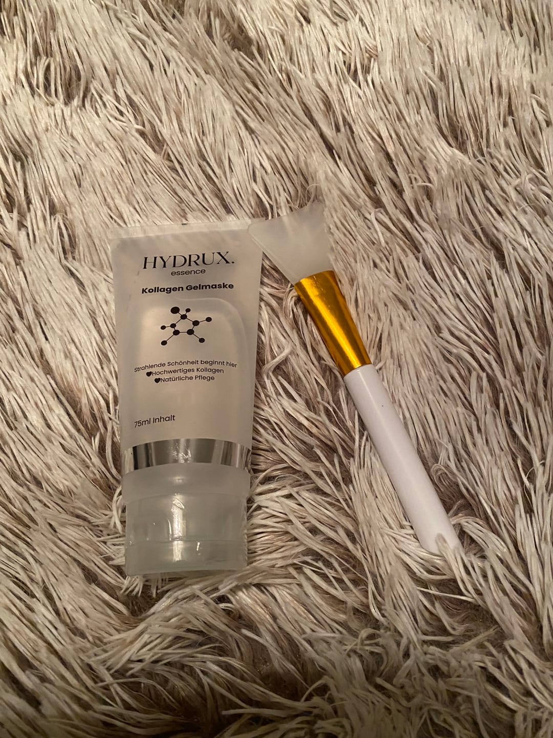 Customer photo review of Essence-Kollagen Gelmaske