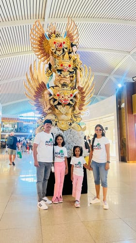 Customer photo review of Girl 8-10 Yrs-30" Chest