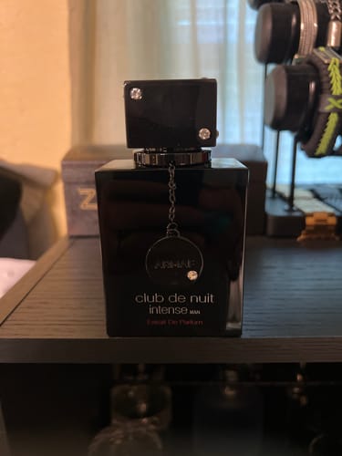 Customer photo review of Armaf Club De Nuit Intense Man Extrait de Parfum for Men, 2.37 fl. oz