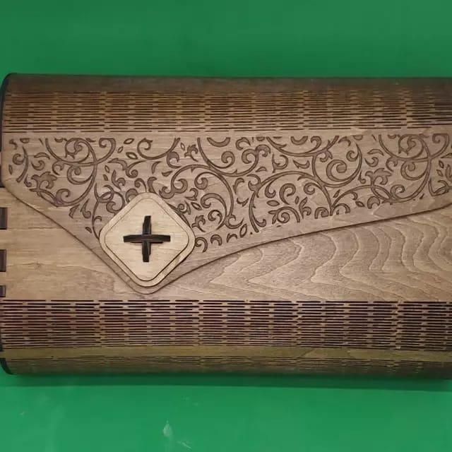 Customer photo review of Wooden clutch handbag purse laser cut svg file