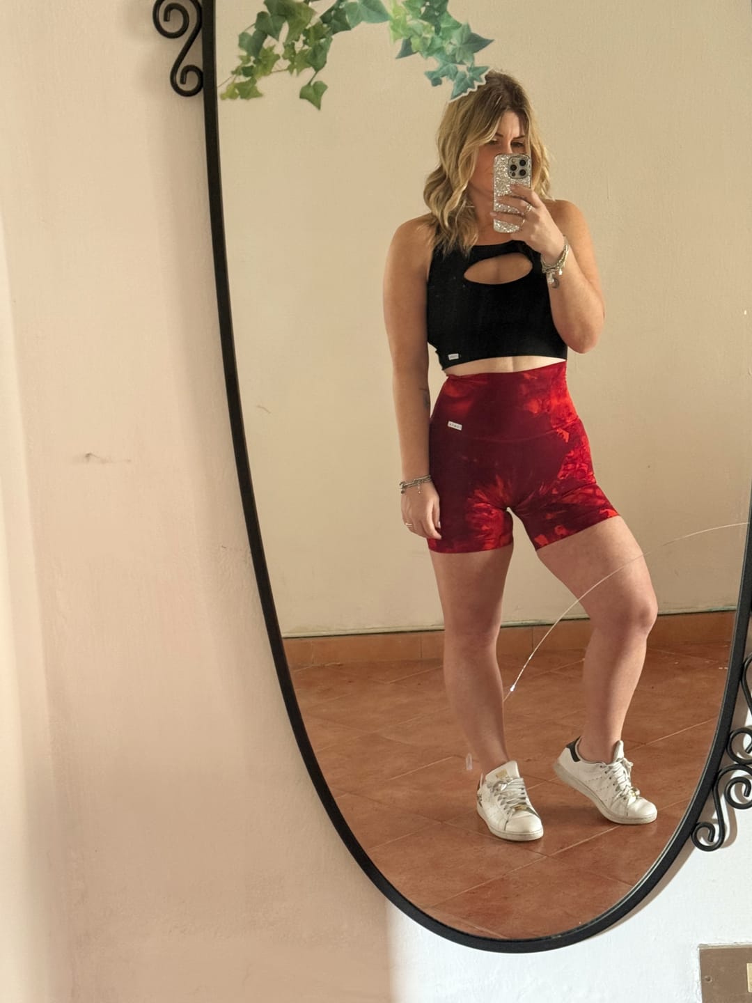 Customer photo review of Shorts Maltinto Rosso Inferno