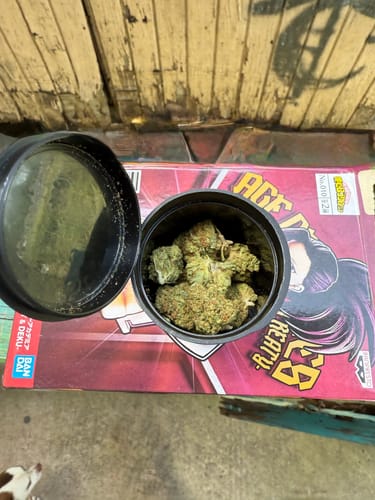 Customer photo review of Godfather OG - 28 Grams - Indica