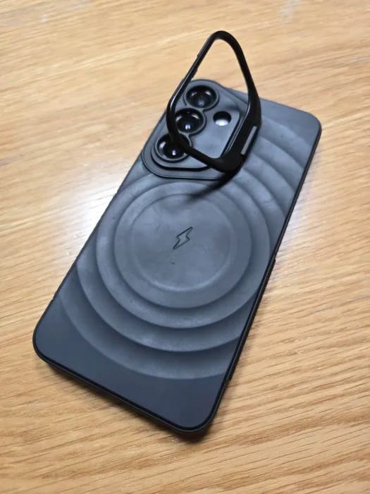 Customer photo review of LuxuryKase Shockproof Case with Ripple Pattern | Rugged Protective Cover & Wireless Charging Case for iPhone & Samsung Series