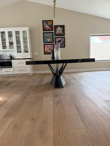 Customer photo review of Table Base 324 Kruna 28H for Woodworking, Live Edge Top