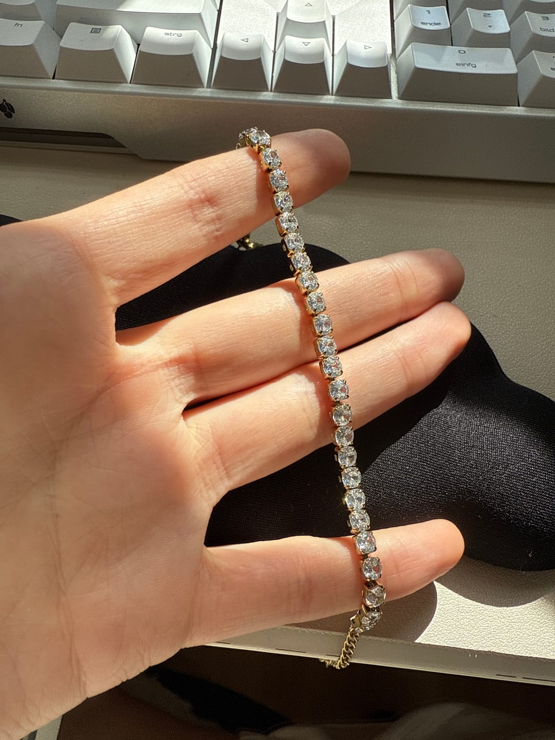Customer photo review of Hi-Life Tennis Armband 14K Vergoldet