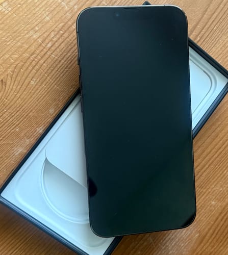 Customer photo review of Apple iPhone 13 Pro Refurbished SIM Free
