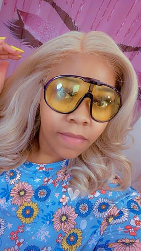 Customer photo review of Glueless Grip Holding Spray