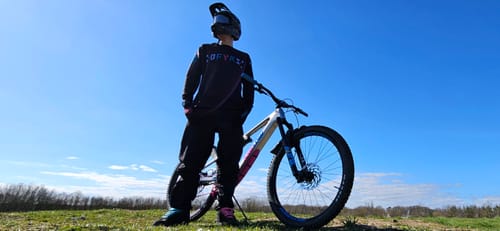 Customer photo review of Invasion | Long Sleeve | Flowteq™ Jersey
