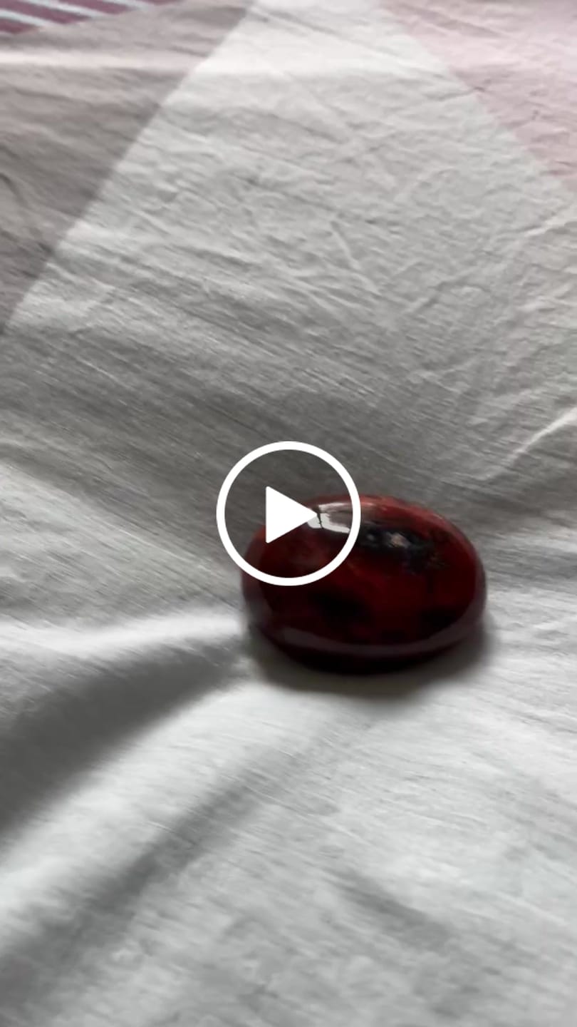 Customer video review of Pierre cornaline