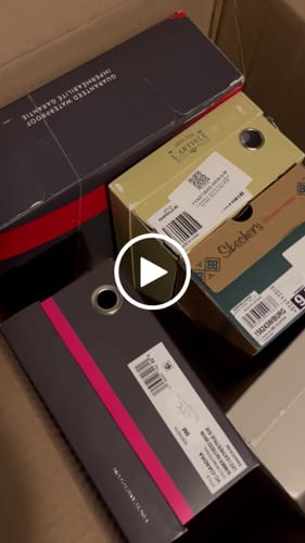 Customer video review of Reseller Ready Women's Assorted Footwear