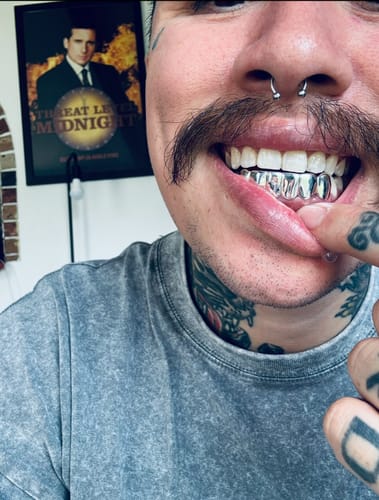 Customer photo review of NEXIUM (SILVER GRILLZ)