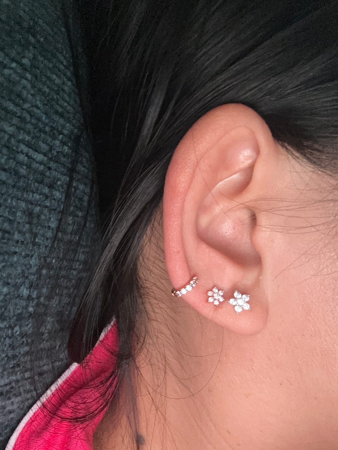 Customer photo review of 14K Gold Conch Hoop Earring 16G