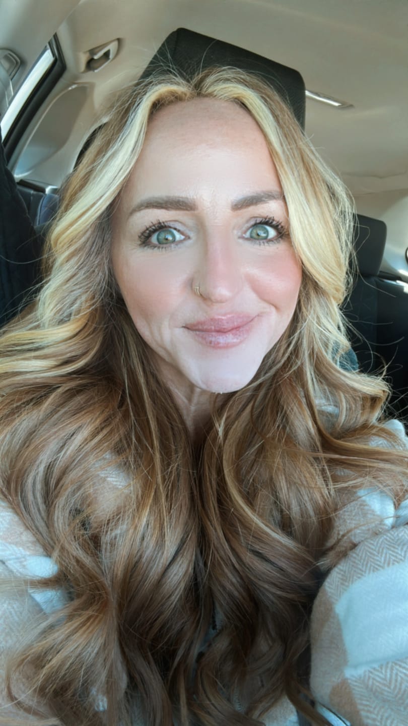 Customer photo review of Beige Blonde Straight DIY Hair Extensions Home Kit