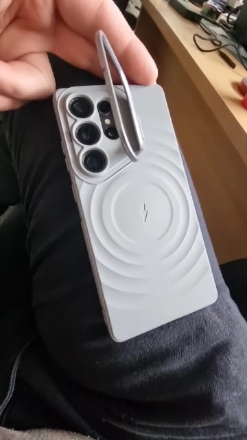 Customer photo review of LuxuryKase Shockproof Case with Ripple Pattern | Rugged Protective Cover & Wireless Charging Case for iPhone & Samsung Series