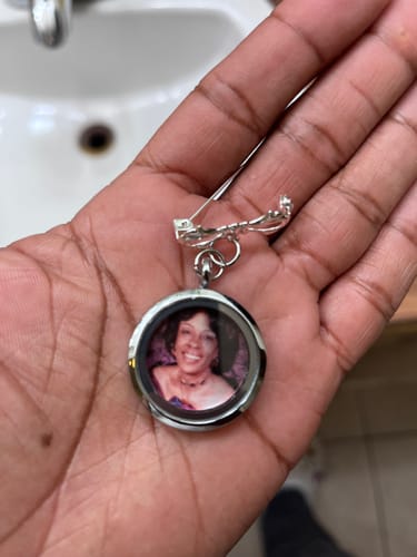 Customer photo review of Keep Your Loved One's Memory Close - Custom Grad Gown Memorial Photo Pin - Personalized Bow Pin