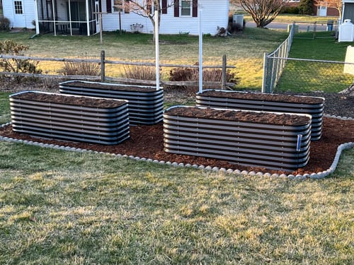 Customer photo review of 29” Tall Birdies Medium Modular Raised Garden Bed