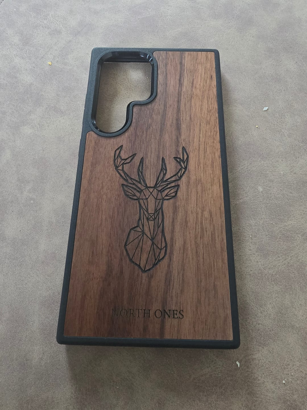 Customer photo review of Nordic Deer | Valnöt