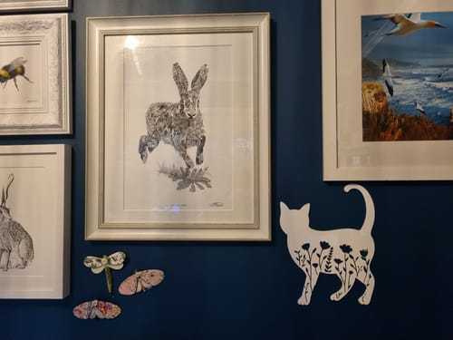 Customer photo review of Floral Cat Wall Art