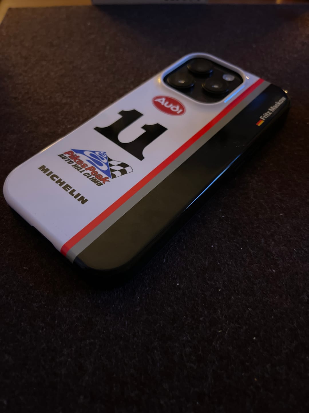 Customer photo review of Audi Quattro S1 E2 Pikes Peak Livery - Individuelle Premium Hülle für iPhone