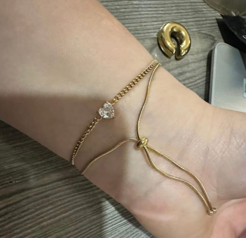 Customer photo review of Pulsera Icy