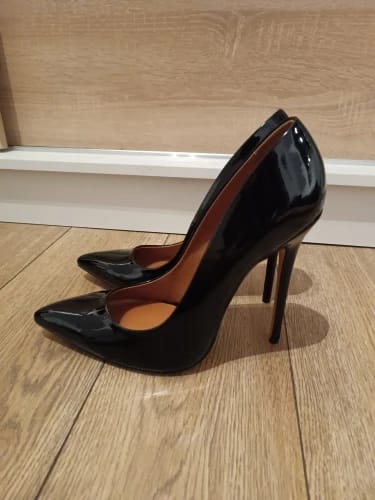 Customer photo review of Patent Leather Stiletto Pumps With Sculpted Arch — White | KIMLUD