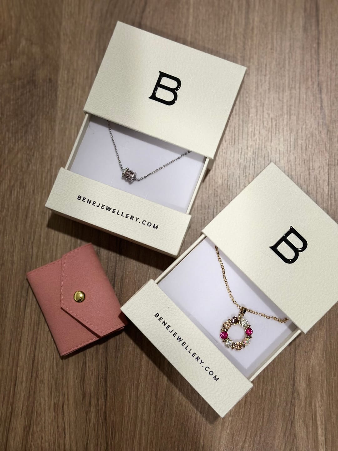 Customer photo review of Bene Jewellery Organizer