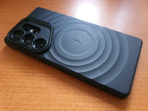 Customer photo review of LuxuryKase Shockproof Case with Ripple Pattern | Rugged Protective Cover & Wireless Charging Case for iPhone & Samsung Series