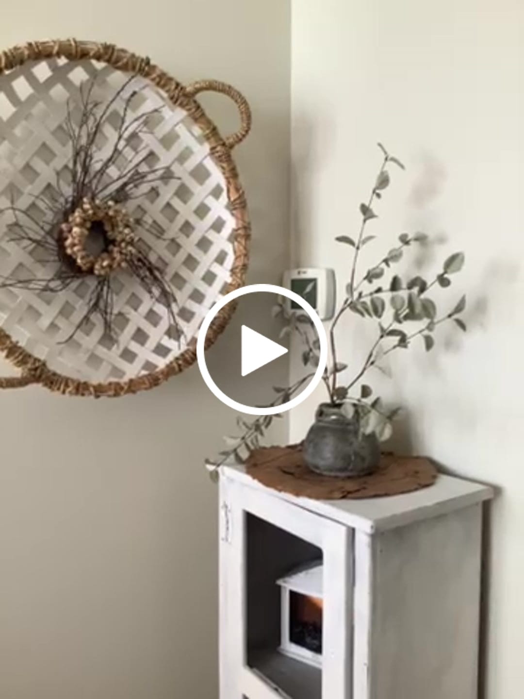 Customer video review of Light Green Eucalyptus Stem