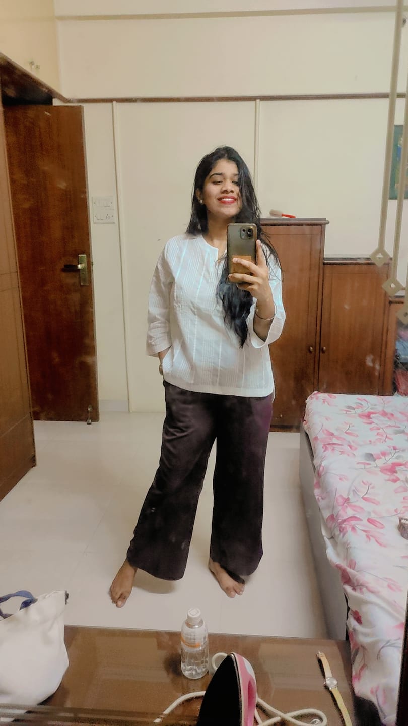 Customer photo review of White Everyday Cotton Top