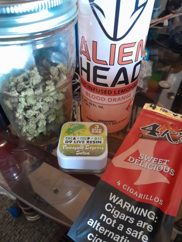 Customer photo review of Oreoz THCA Flower