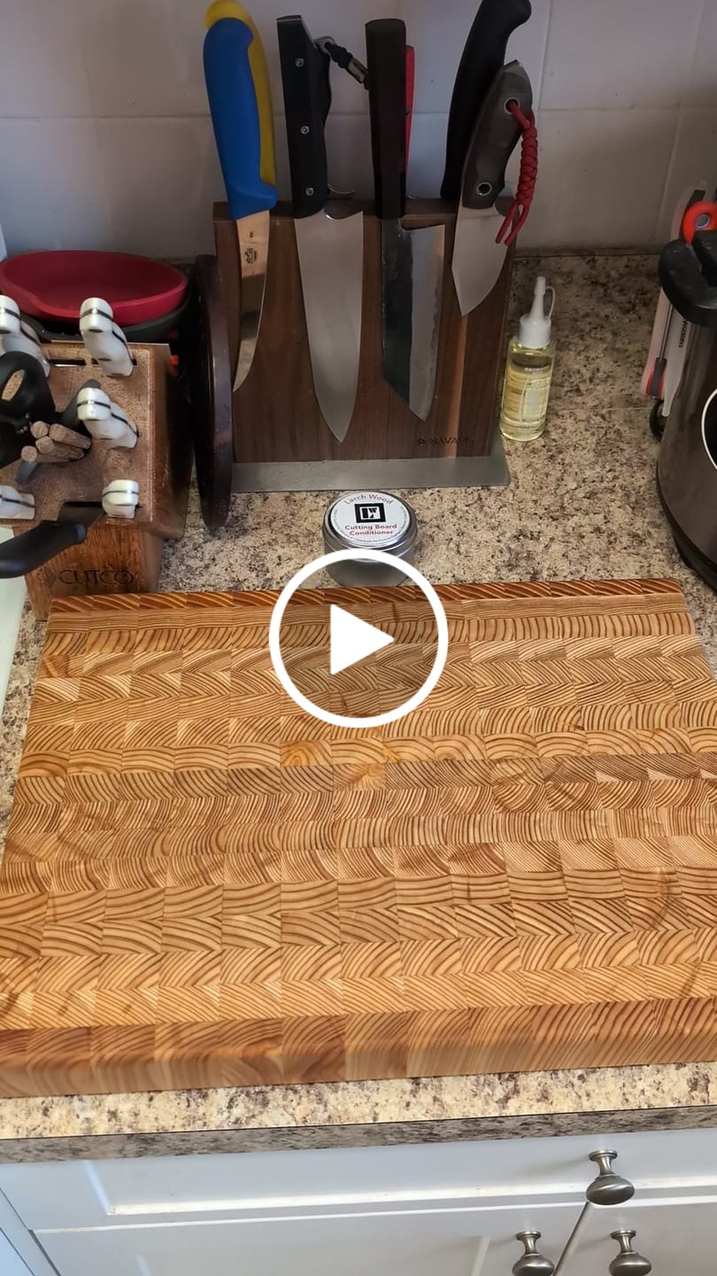 Customer video review of Larchwood Cutting Board (Premium)