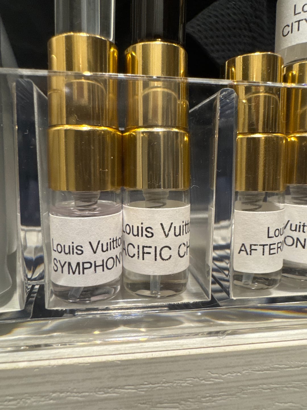 Customer photo review of Louis Vuitton- Symphony Extrait de Pafum