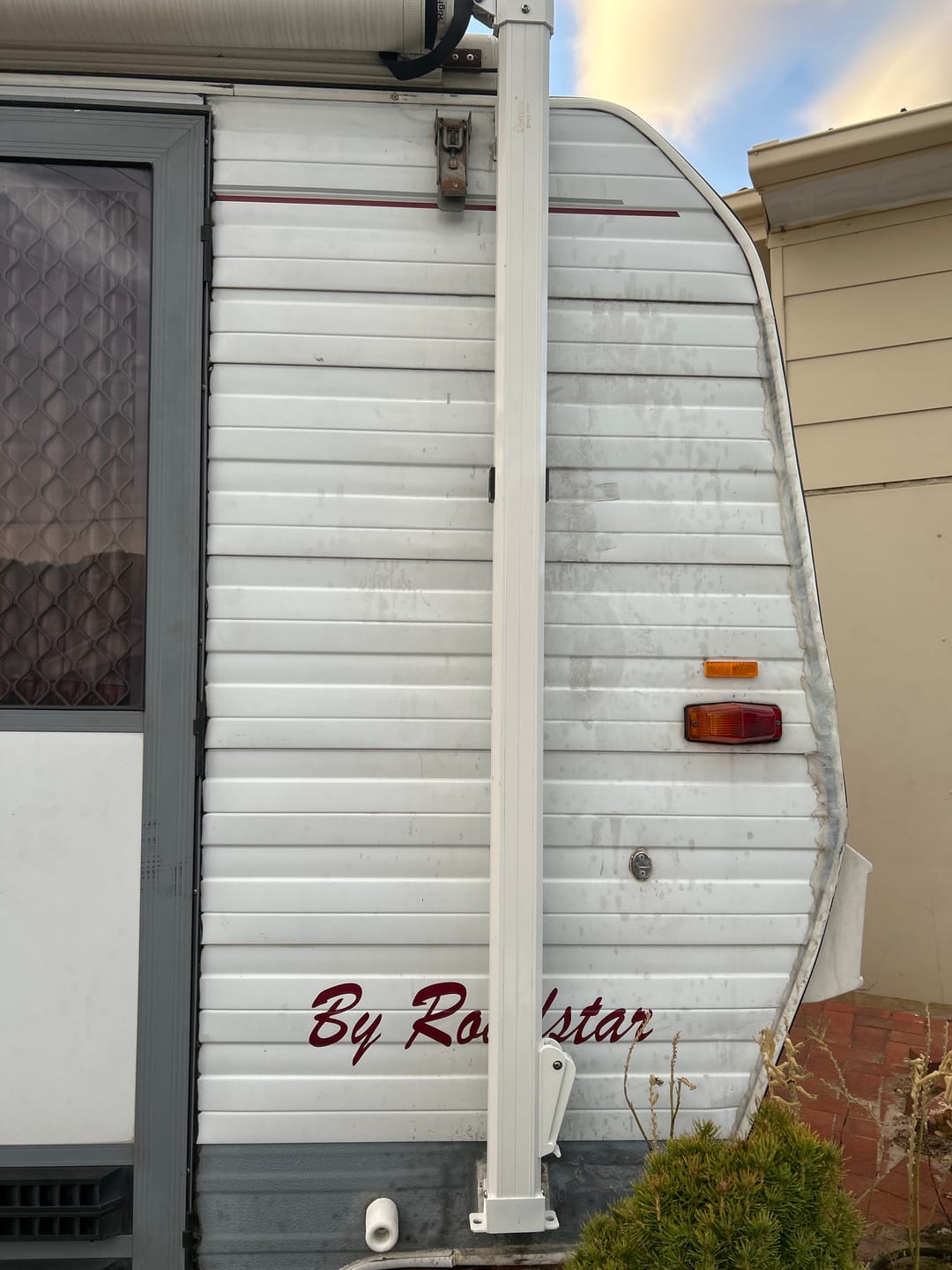 Customer photo review of Right or Left Hand Side Arm For Black or White W5600NC Awnlux Awning