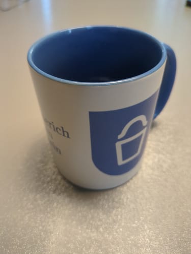 Customer photo review of TassenExpress - Becher Keramik Tasse mit Logo bedruckt 325ml Firmenlogo