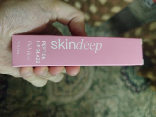 Qurat U. review of Peptide Lip Glaze image 1 out of 1