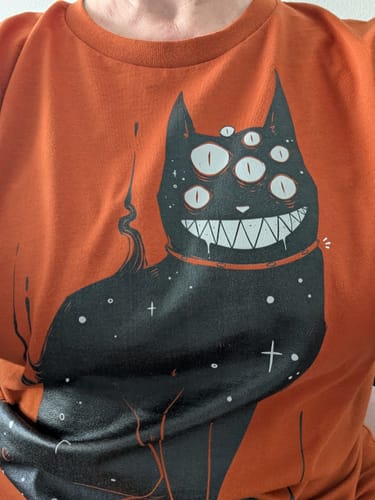 Customer photo review of Cheshire Cat, Unisex T-Shirt