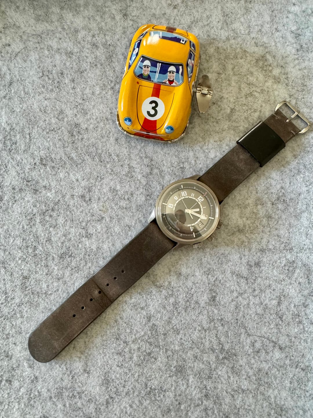 Customer photo review of Rover Grey RAF Single-Piece