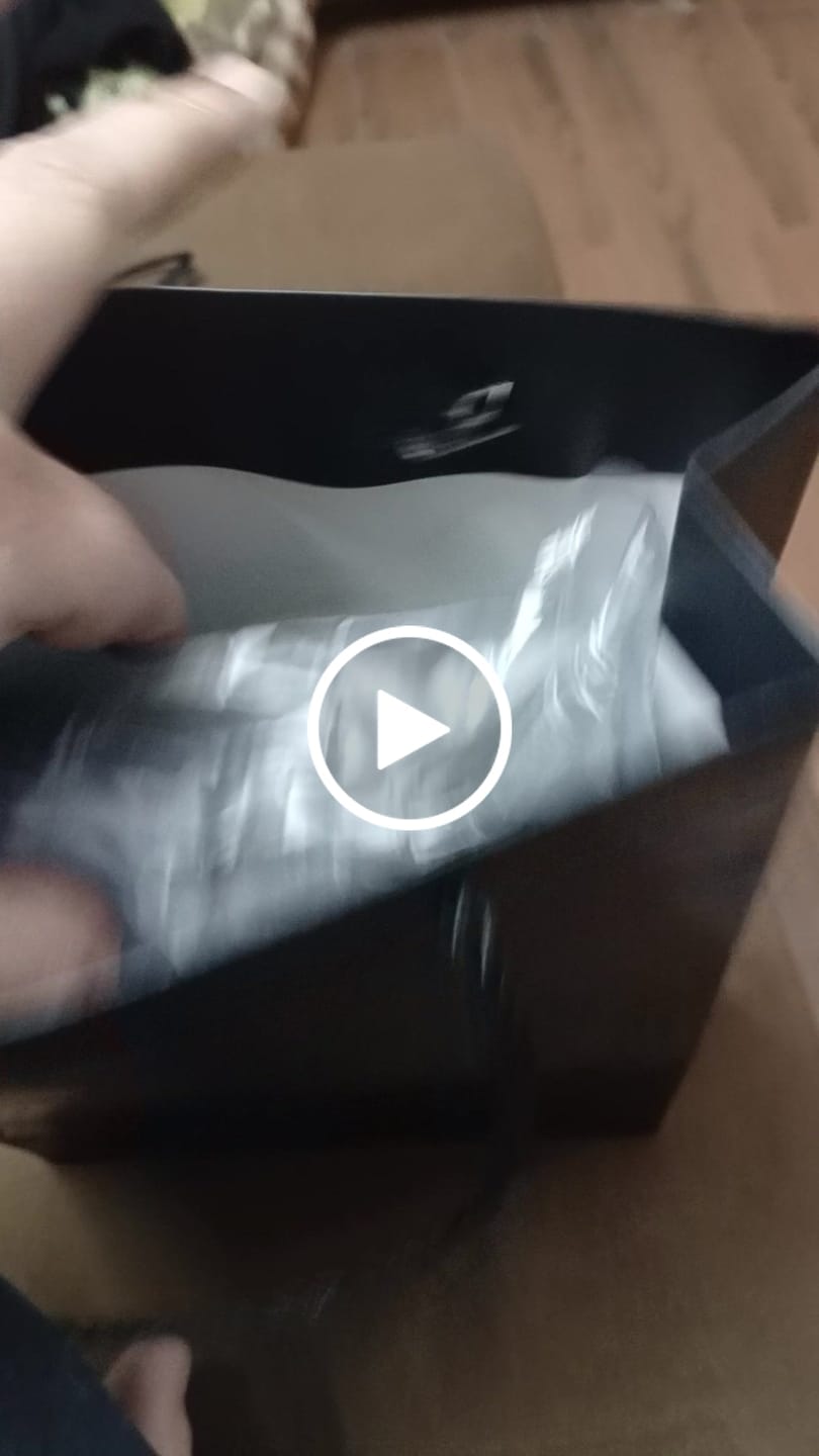 Customer video review of Hamlet