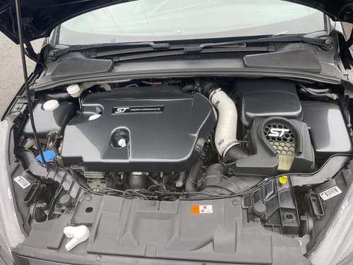 Customer photo review of Proform Fuse Box Cover (Plastic Finishes) - Mk2/2.5/3/3.5 Ford Focus
