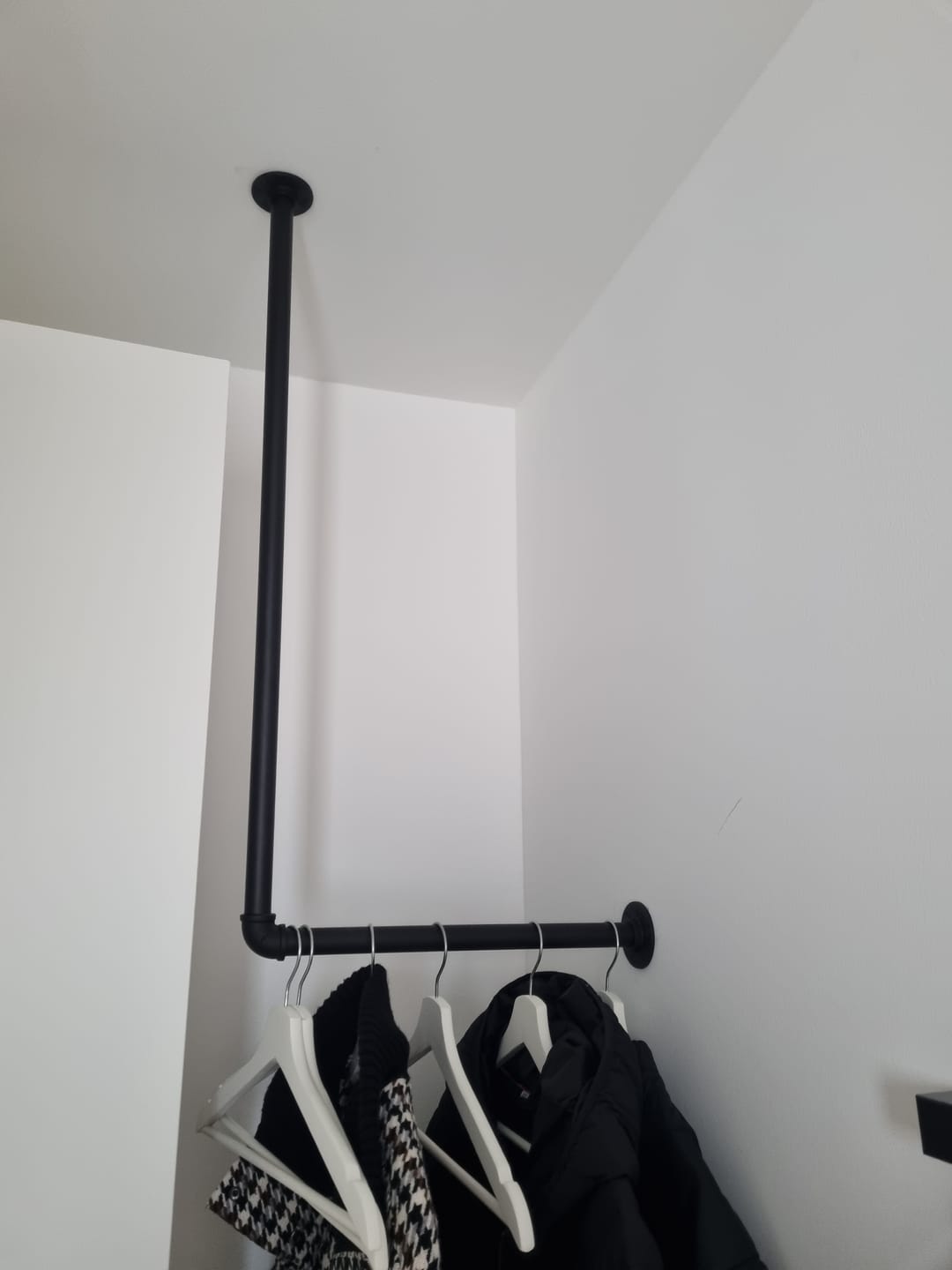 Customer photo review of Kleiderstange JACK