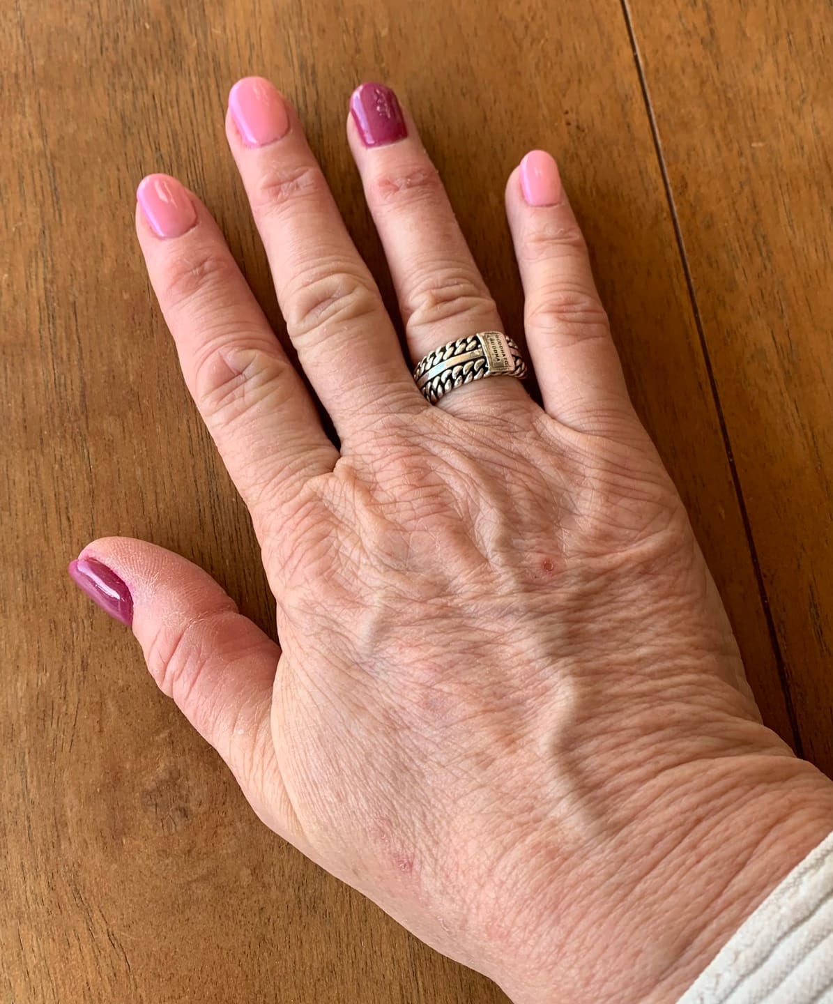 Customer photo review of Limited Edition 5 - Mood Change Berry Dipping Powder