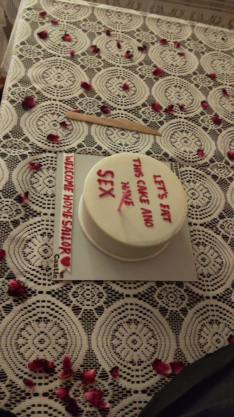 Customer photo review of Seductive Valentine Cake