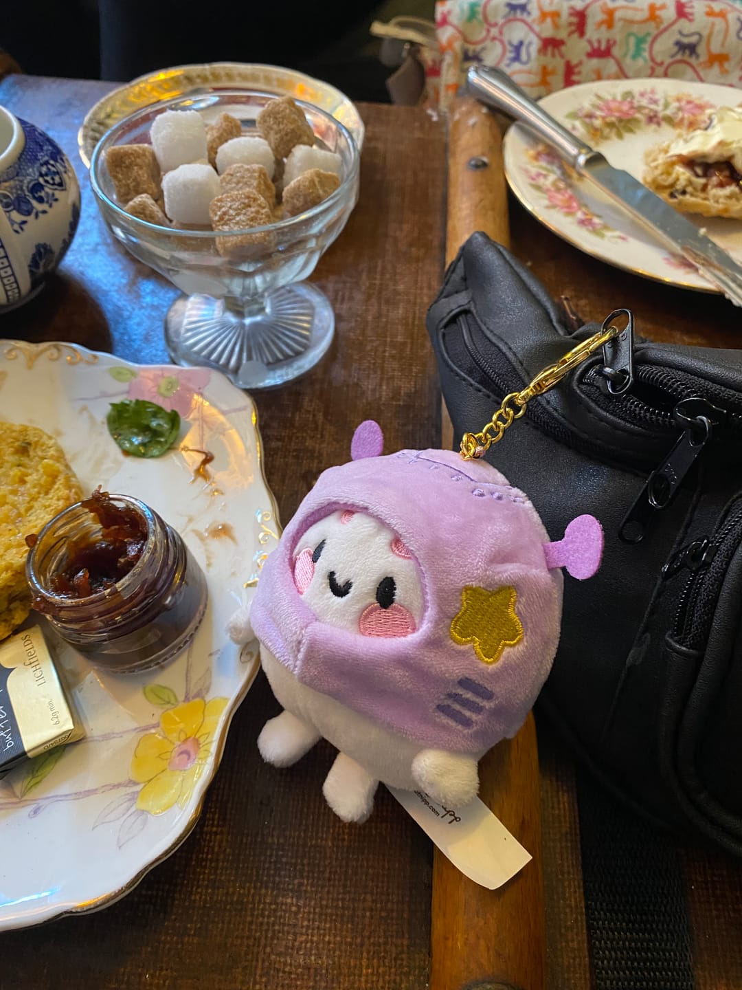 Customer photo review of Marshie Kawaii Astronaut Plush Keychain | Cute Space Plush Clip | Mini Bag Charm | Kawaii Gift for Plushie Collectors
