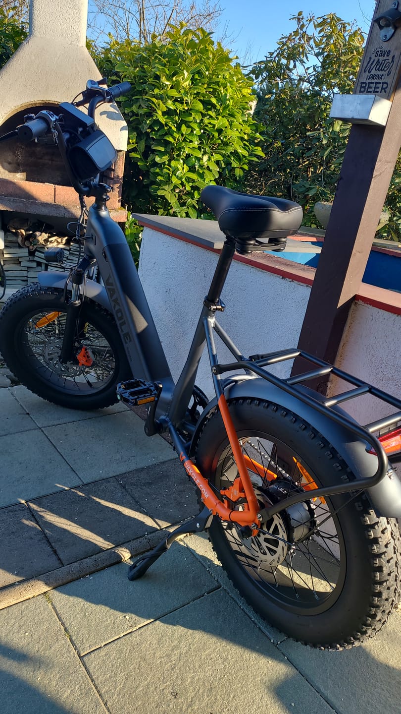 Customer photo review of Vakole SG20 250W 20" Fat Bike 748Wh Electric Trekking Bike 48V 15.6Ah Battery