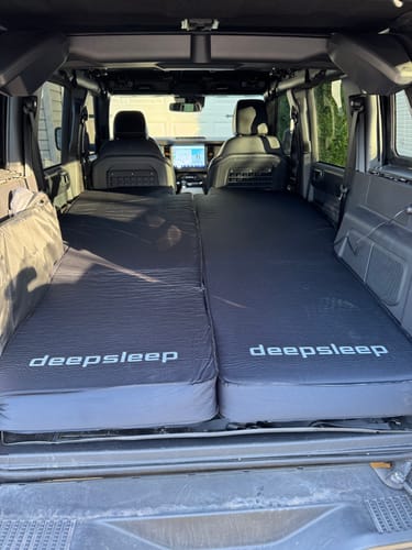 Customer photo review of deepsleep Solo Camping Mat for 4 Door Ford Bronco
