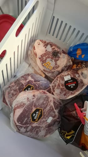 Reseña con foto de un cliente sobre Rib Eye Steak Black Brangus