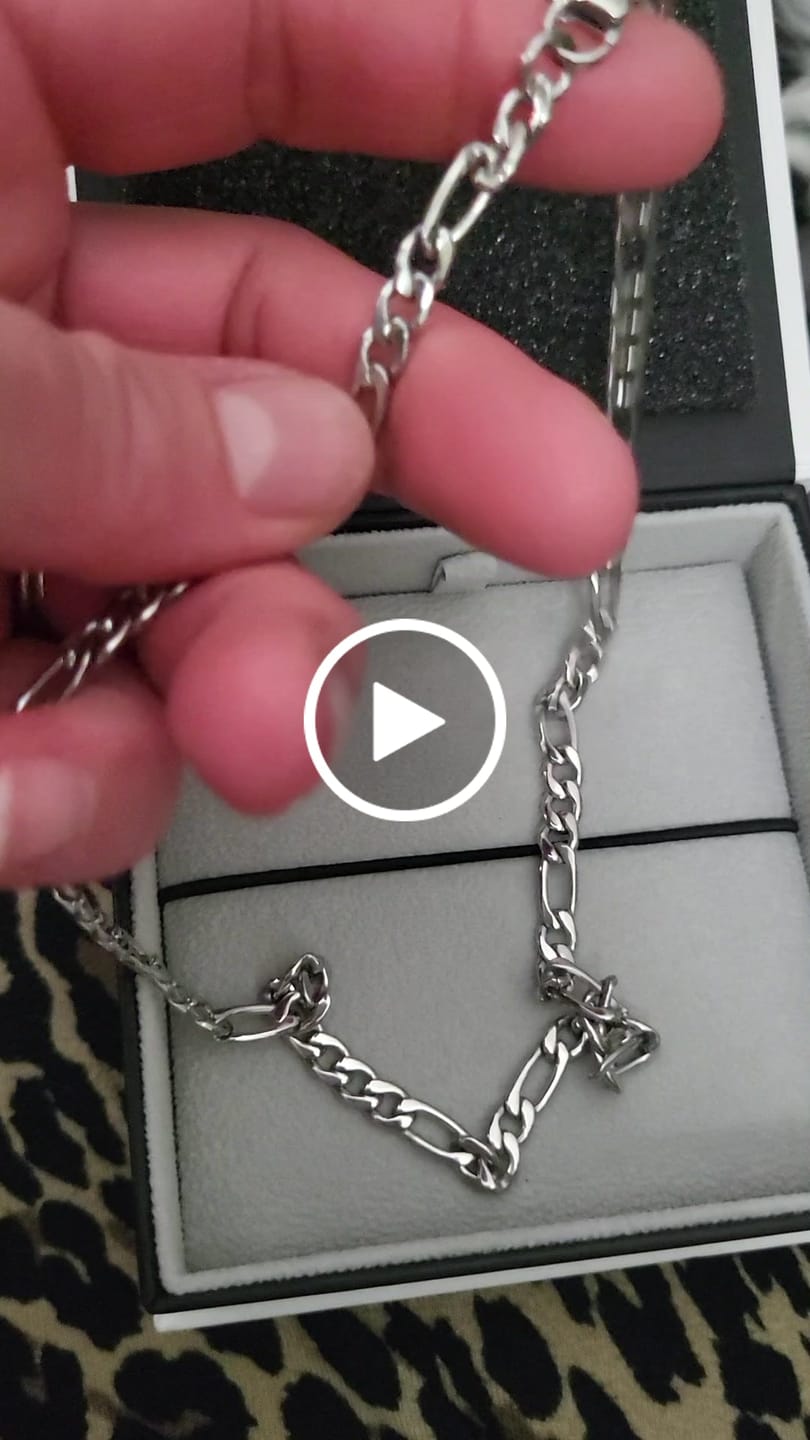 Customer video review of 5mm Figaro Link Chain