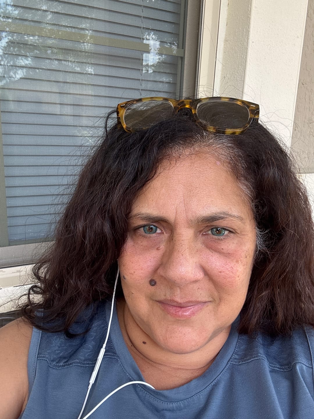 Customer photo review of Perla Blue Prescription Colored Contact Lenses