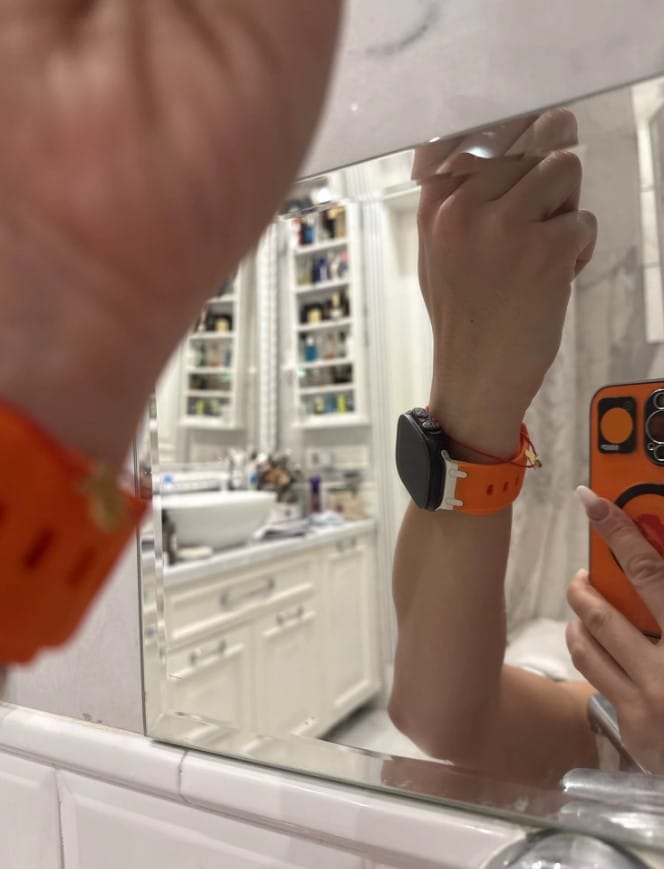 Customer photo review of Soft Silicone 2.0 Strap for Apple Watch